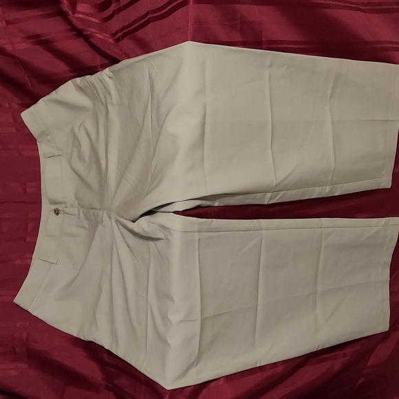 Jaclyn Smith Pants - Jaclyn Smith Ladies Slacks Size 18